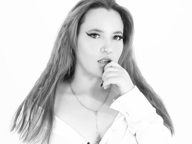 HannaCutex - Live porn &amp; sex cam - 19696898