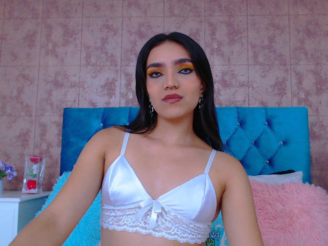 EmmaRoux - Live porn &amp; sex cam - 19701914