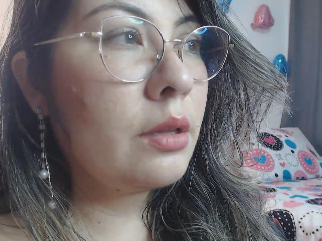 LissloveI - Live sex cam - 19707786