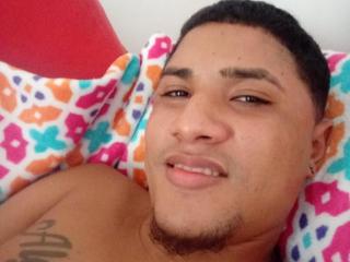 BryamMoratta - сексуальная веб-камера в реальном времени - 19708482