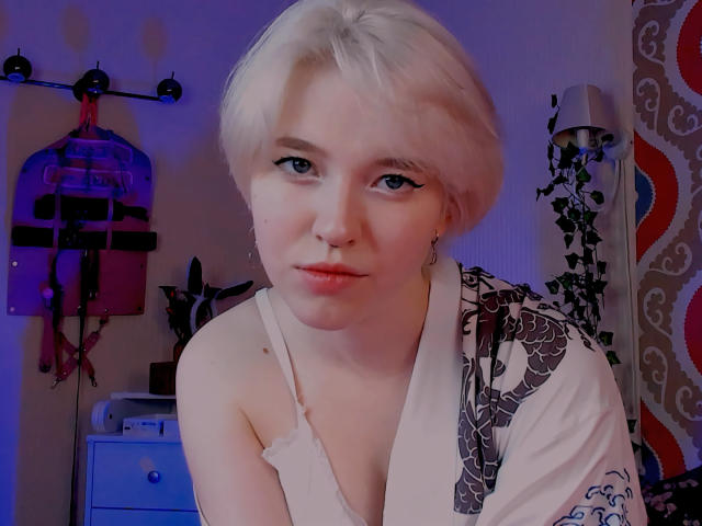 FirstSnoow - Élő pornó és szexkamera - 19708626