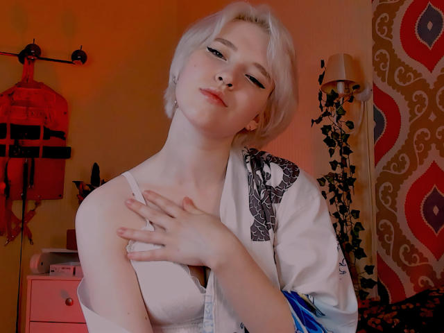 FirstSnoow - Live porn &amp; sex cam - 19708642