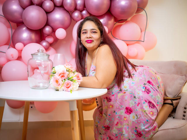 LuciaAndrade - Live porn &amp; sex cam - 19714830