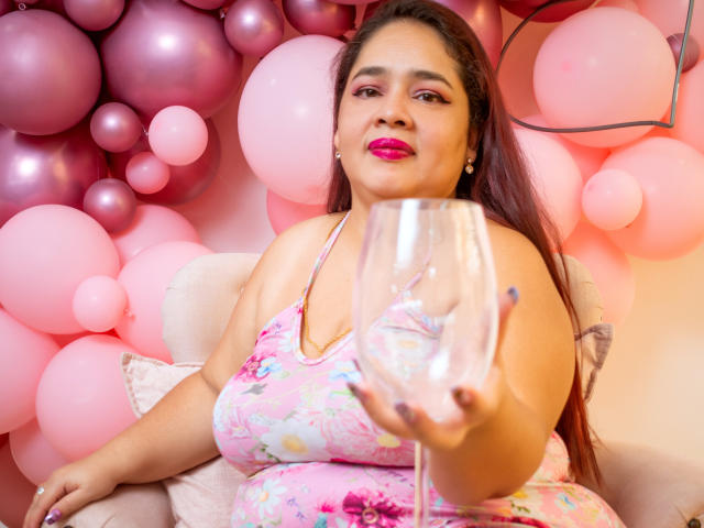 LuciaAndrade - Sexe cam en vivo - 19714846