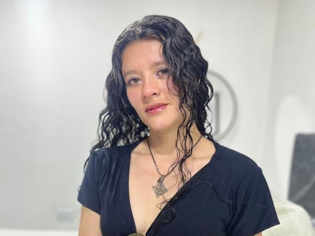 SereneClarks - Sexe cam en vivo - 19715430