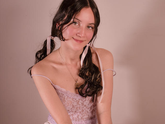 ChloeDulce - сексуальная веб-камера в реальном времени - 19715830