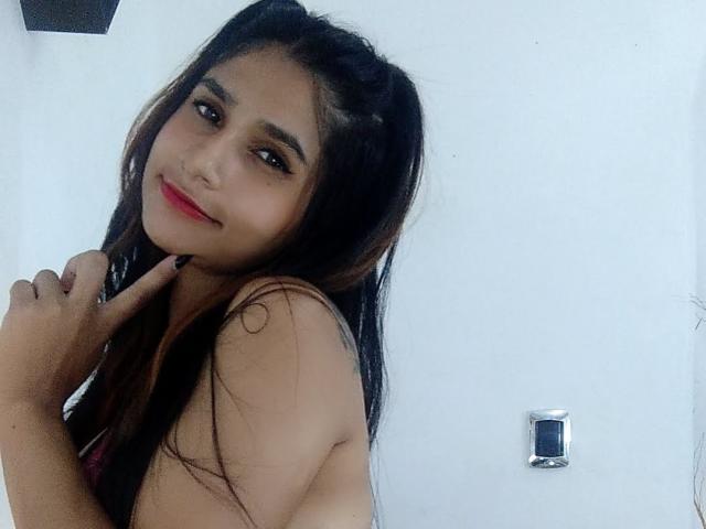 TamaraColins - Sexe cam en vivo - 19717154