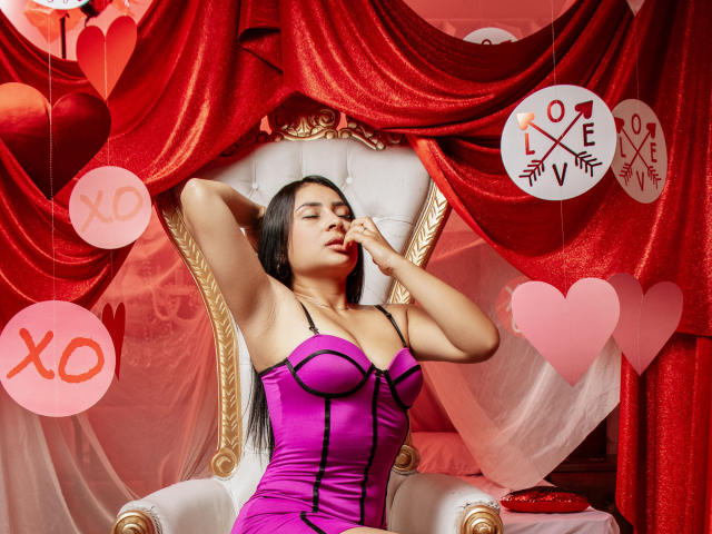 AmmyRoos - Live porn &amp; sex cam - 19719158