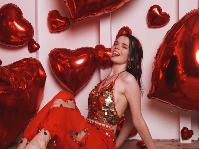 DaylinaLops - Live porn &amp; sex cam - 19719450