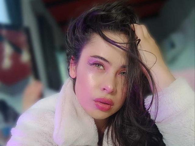 MagicTiffanyConnor - Camera khiêu dâm &amp; quyến rũ trực tiếp - 19720118