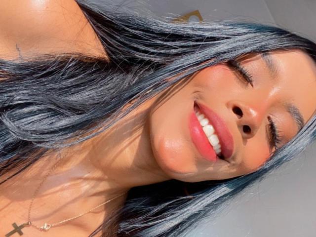 FiorellaBossh - Live porn &amp; sex cam - 19722154