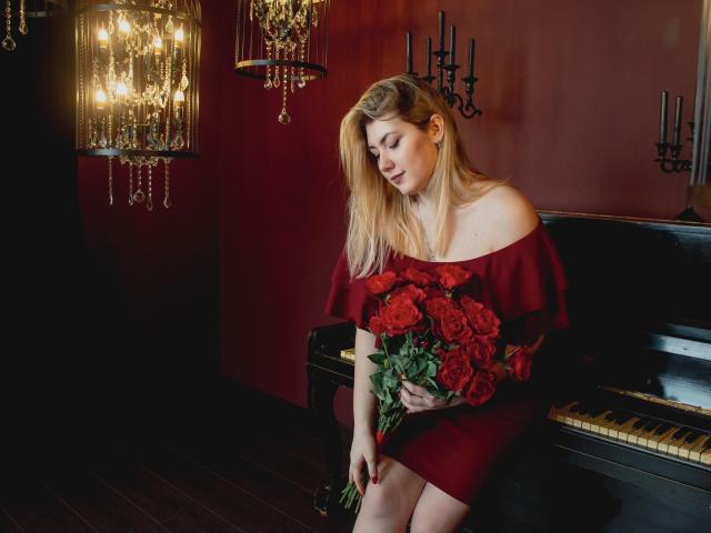 SofiaLux - Live sexe cam - 19732290