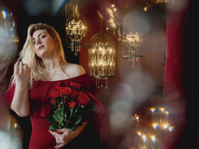 SofiaLux - Élő pornó és szexkamera - 19732318