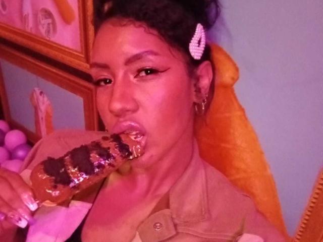 NickyBlain - Élő pornó és szexkamera - 19732966