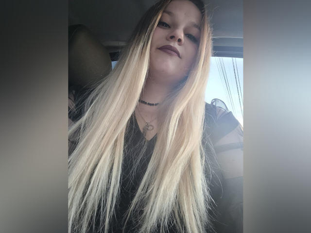 MilaYouLove - Live porn &amp; sex cam - 19733478