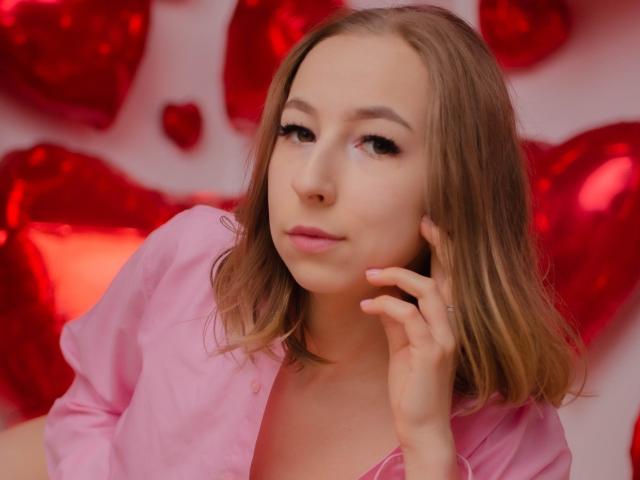 SoniaFugors - Live sex cam - 19734458