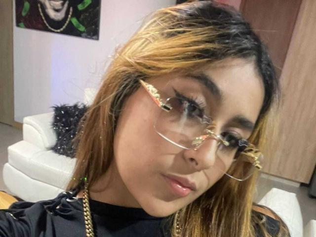 BellaThorn - Live sexe cam - 19735310