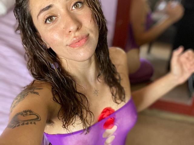 LuliWathson - Live sex cam - 19735514