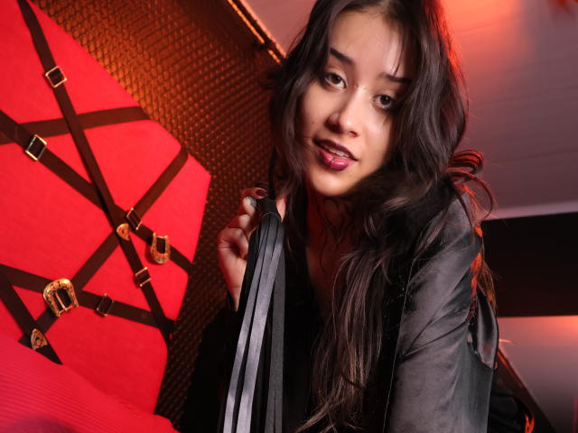 SheriSievers - Live porn &amp; sex cam - 19736094