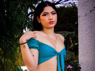 ArinaJones - Live porn &amp; sex cam - 19737398