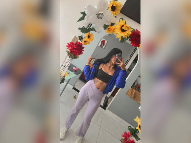 VioletMoonX - Live porn &amp; sex cam - 19738490