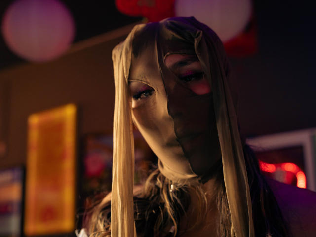 GeraldineSuaan - сексуальная веб-камера в реальном времени - 19739530