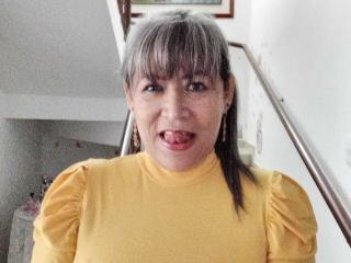 SamanthaLoveLatina - Live porn &amp; sex cam - 19740154