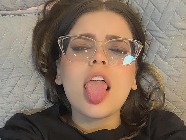 KimSummer - פורנו בשידור חי ומצלמת סקס - 19742146