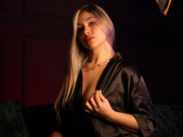 SaraiFerrer - Live porn &amp; sex cam - 19742490