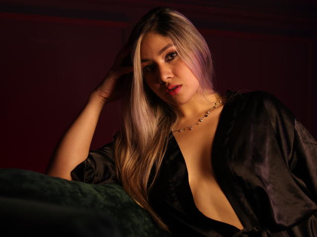 SaraiFerrer - Live porn &amp; sex cam - 19742498