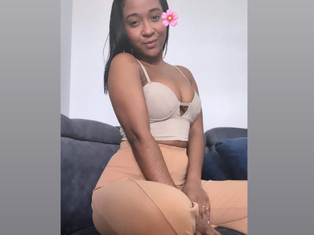 MelanyScoth - Camera khiêu dâm &amp; quyến rũ trực tiếp - 19744238