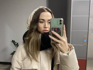 ElizaQshine - Sexe cam en vivo - 19744258