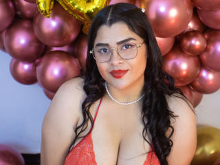 EmilyBoobss - Live porn &amp; sex cam - 19744862