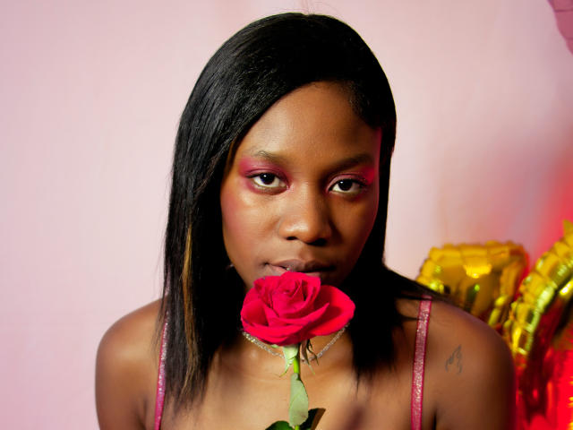 TianaBrowny - сексуальная веб-камера в реальном времени - 19746110