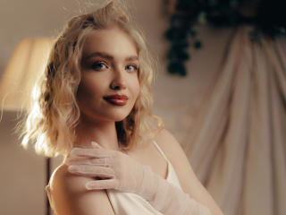 TessaDavis - Live porn &amp; sex cam - 19748886