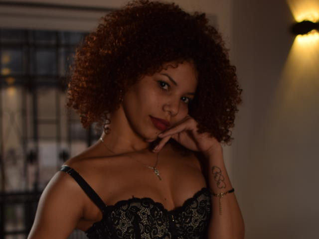 ChanelDupont - Live sex cam - 19748974