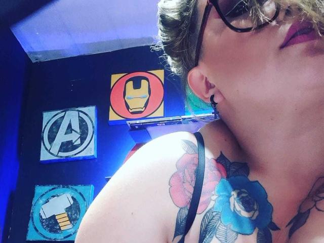 SharleyDame - Camera khiêu dâm &amp; quyến rũ trực tiếp - 19749270