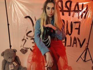 KaleyReed - Live sex cam - 19750478