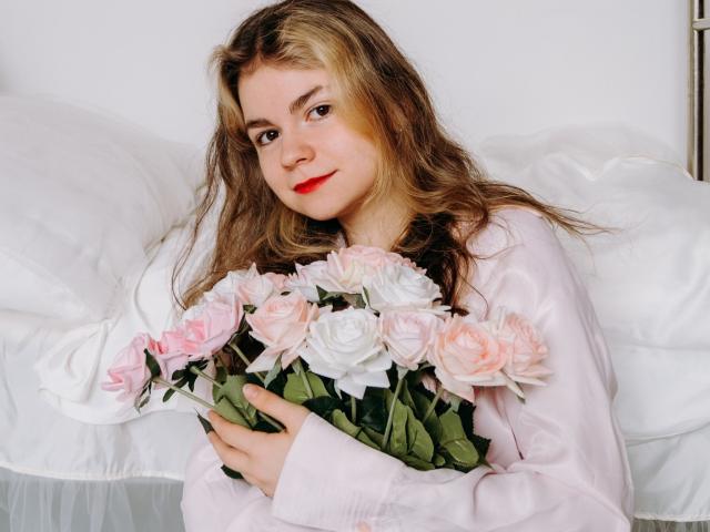 TinaRedly - Porno na żywo i seks kamera - 19754590