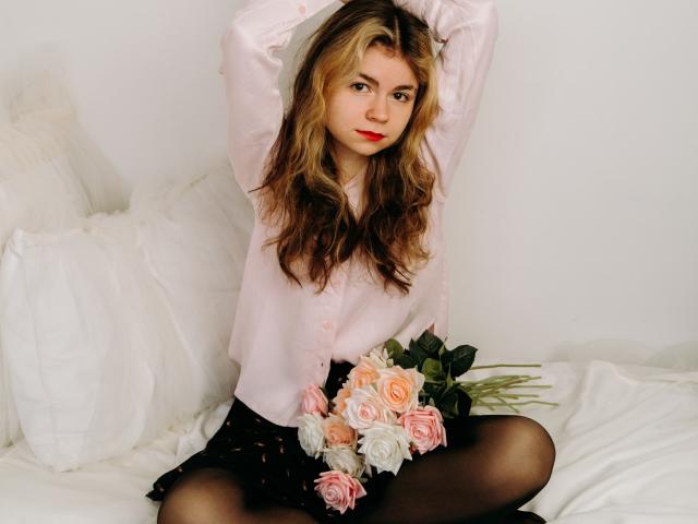 TinaRedly - Live porn &amp; sex cam - 19754966