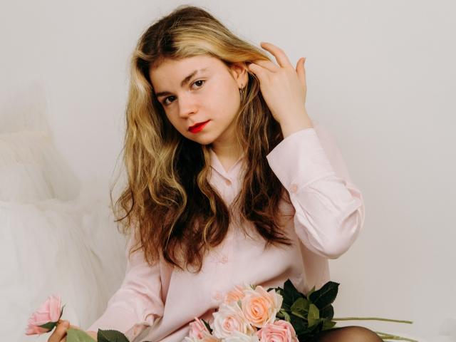 TinaRedly - ライブポルノ&amp;セックスカム - 19755054