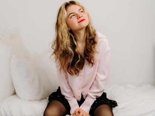 TinaRedly - Live sexe cam - 19755158