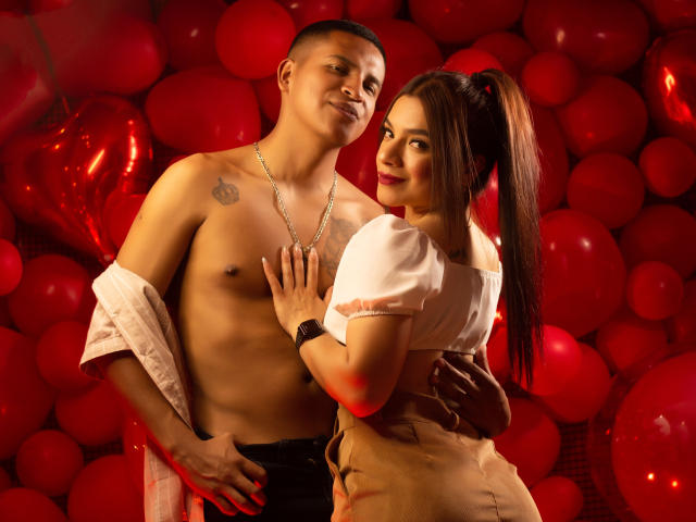 AxelGigi - Live porn &amp; sex cam - 19757074