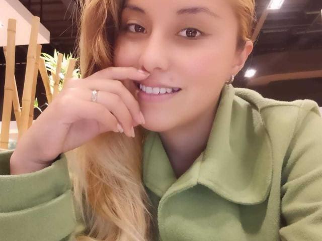 EmilyLink - Live porn &amp; sex cam - 19760098