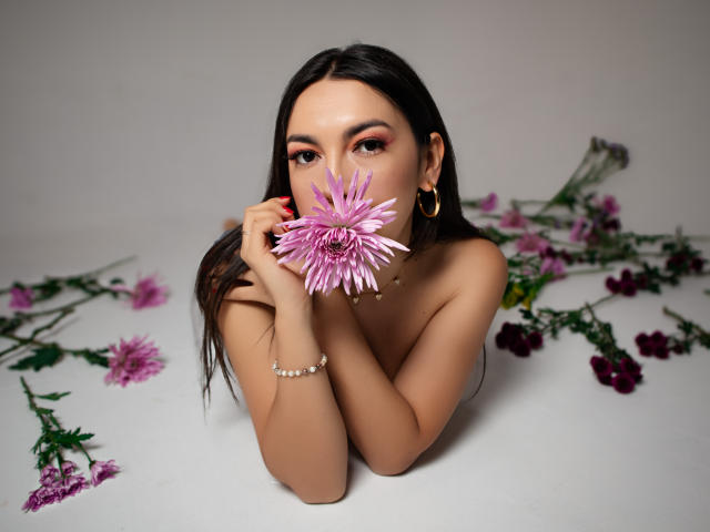 MiaReed - Porno na żywo i seks kamera - 19760366