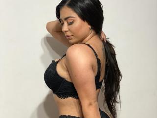 SandraClark - Live porn &amp; sex cam - 19761610