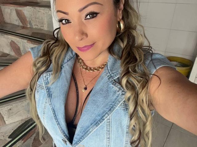 HollyMadisonn - ライブポルノ&amp;セックスカム - 19768838