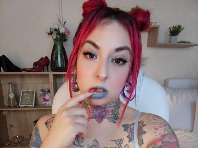 CattleyaMonroe - Live porn &amp; sex cam - 19771122