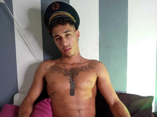 JackWilliam - Live porn &amp; sex cam - 19772166