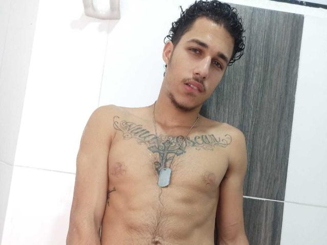 JackWilliam - Live porn &amp; sex cam - 19772226